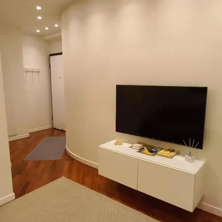 Casamia Tra Navigli E Università-free Parking *