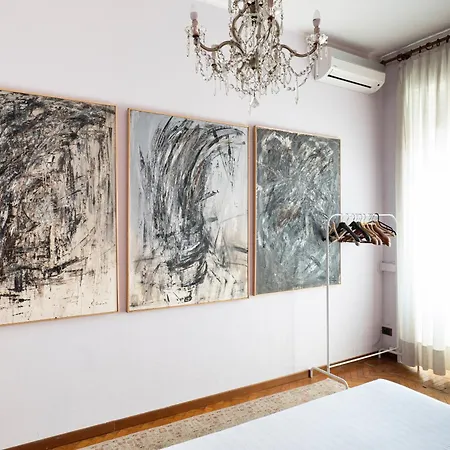 Apartamento Sunshine-filled On Subway Milão