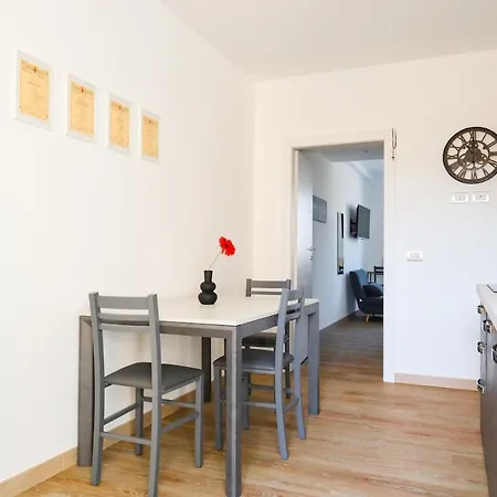 Navigli Maria Flat Апартаменты Милан