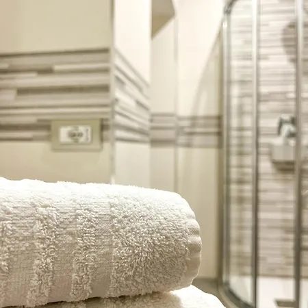 Navigli Maria Flat Апартаменты *