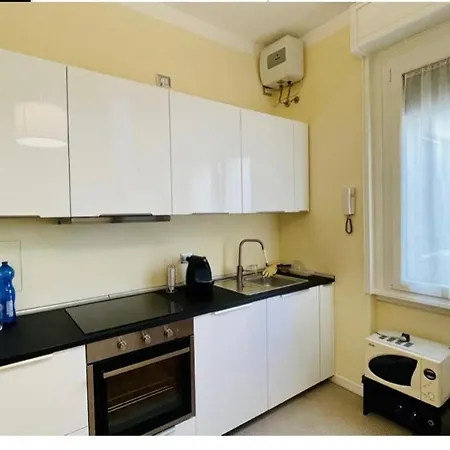 Easy Italy Balcony Grand *