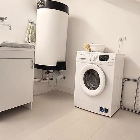 Mansarda Con Terrazzo Centralissima * Milaan