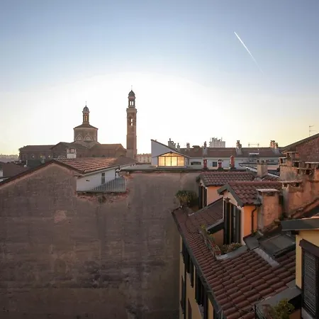 Charming In The Heart Of Navigli