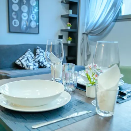 Hozyhome Strategica Soluzione In Fondazione Prada Apartment