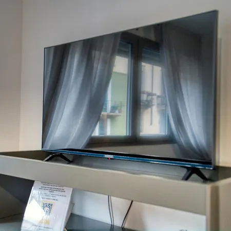 Hozyhome Strategica Soluzione In Fondazione Prada Apartment *