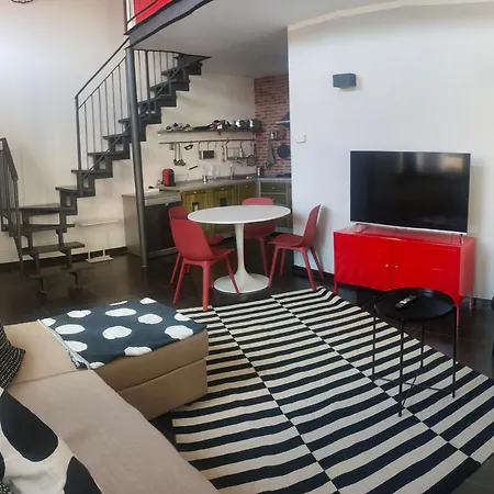 Refined Urban Living In Fondazione Prada Apartment