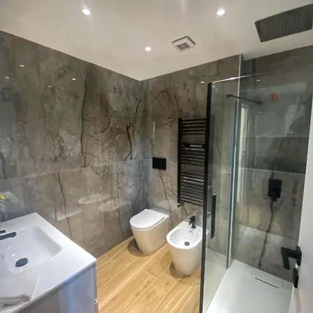 Navigli Riverside Apartment