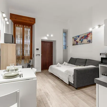 Abbiategrasso M2 - One Bedroom App - Wifi アパート ミラノ