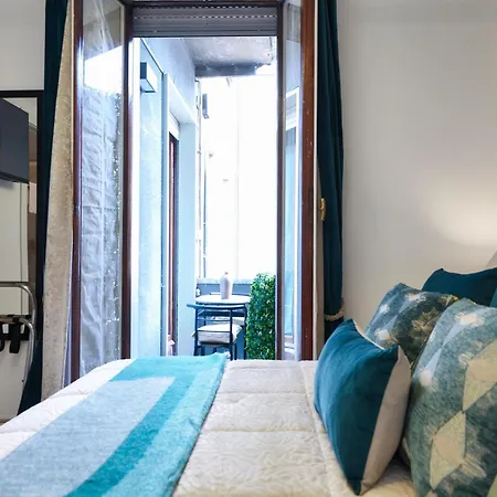 Duomo Luxury Tiffany With Balcony 米兰