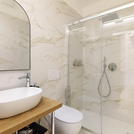 Duomo Luxury Tiffany With Balcony * Милан