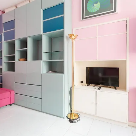 Guesthost - Isola Cosy Pink Lägenhet Milano
