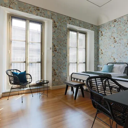The Rent - Stylish Three-bedroom In The Heart Of No Ac *