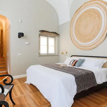 The Rent - Stylish Three-bedroom In The Heart Of No Ac Daire *