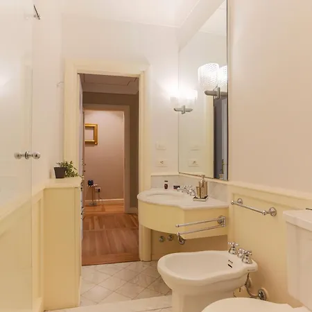 The Rent - Stylish Three-bedroom In The Heart Of No Ac Daire Milano