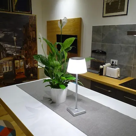 Design Close To The Cathedral Апартаменты Милан