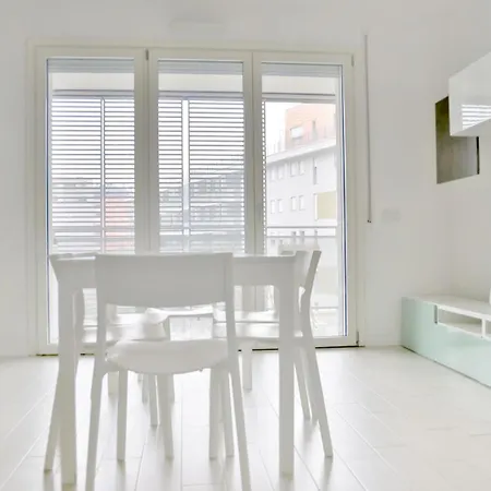 公寓 Amazing 3 Bedroom Next Rho Fiera