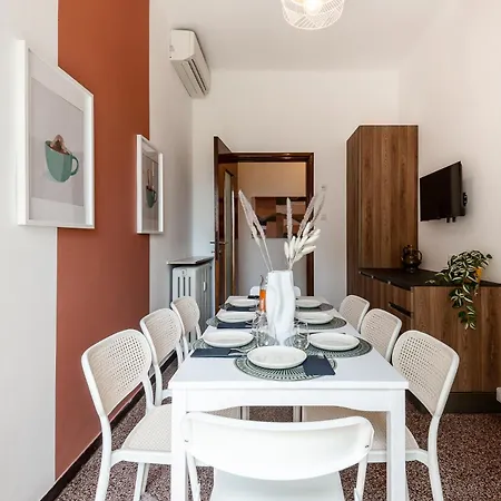 Apartment Stayeasy Melloni - 3 Rooms, 2 Baths - Center