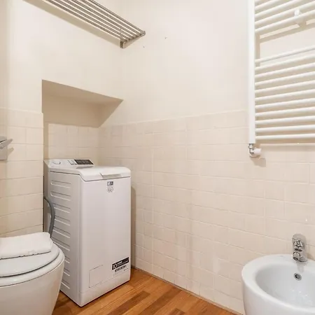 Solution Porta Romana ميلان