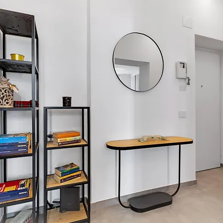 Urban Chic Flat - Papi19