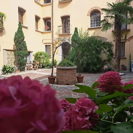 Bilocale Filomena Abbadesse דירה מילאנו