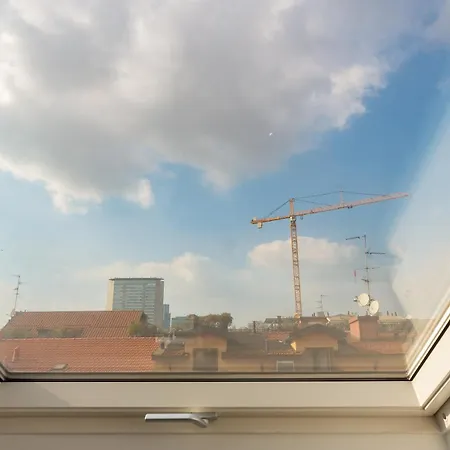 Апартаменты Station 5 Min The Skyshouse *