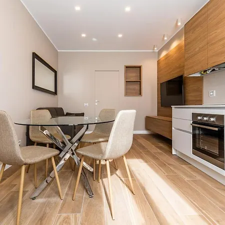 Cenisio Golden House * Milano