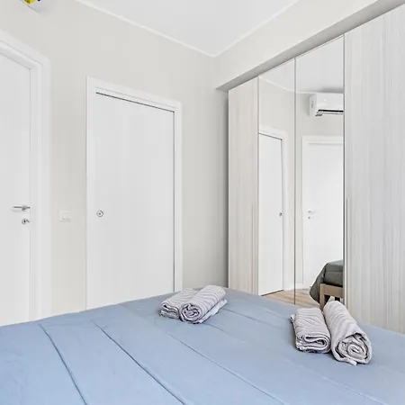 Appartamento Tag2 -lodi- Elegant - *