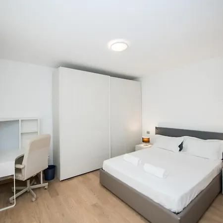 Апартаменты Shortmi Navigli