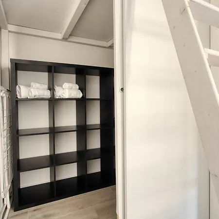 Appartement Domusmi Porta Venezia Milaan