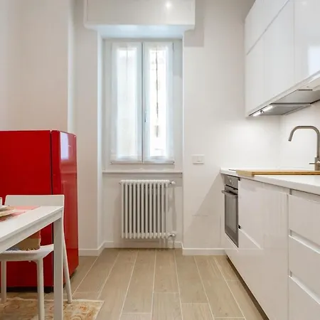 Youhosty - Salasco Chic * ميلان