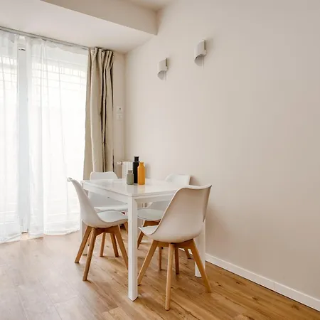 Апартаменты Hostmate - - Imperia's Prism - Romolo Iulm Милан