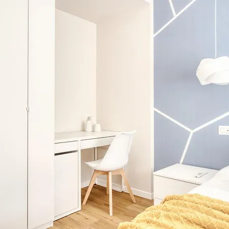 Hostmate - - Imperia's Prism - Romolo Iulm 公寓