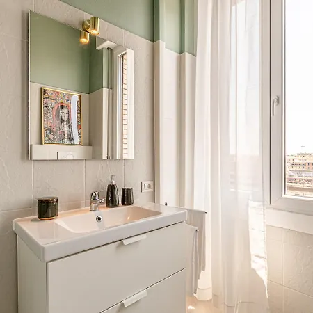 Monnalisa A Due Passi Da Guest house Milan