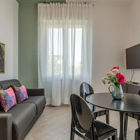 Monnalisa A Due Passi Da Milaan