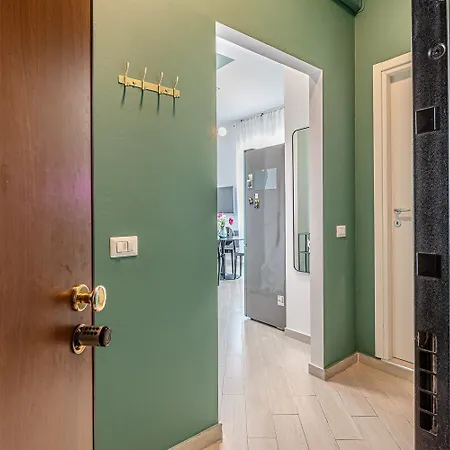 Monnalisa A Due Passi Da 4*