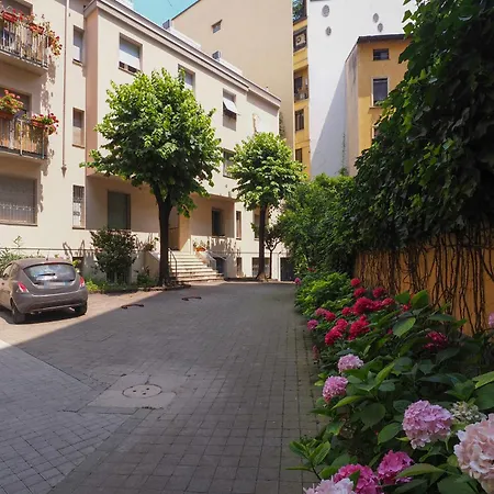 Apartman Court House Elegant