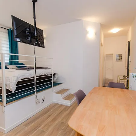 Durante Flat Apartment *