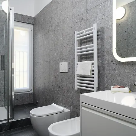 Antracite - Centre Daire Milano