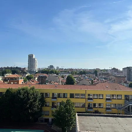 Enjoy Skyline Πανσιόν 4*