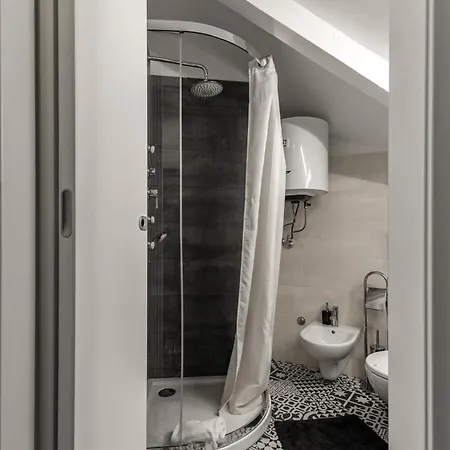 Tortona Metro 200m - Charming Attic - Wifi Apartamento Milão