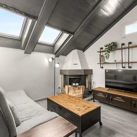 Tortona Metro 200m - Charming Attic - Wifi Апартаменты *