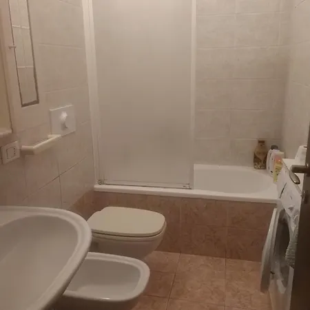 Apartment Bilocale Con Terrazzo *
