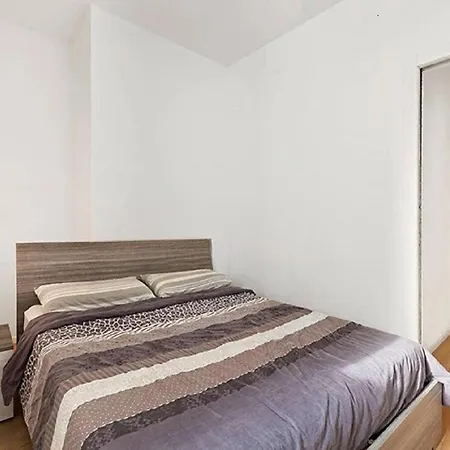 Elegante 3 Locali Con 2 Bagni Nel Cuore Di Сasa de vacaciones *