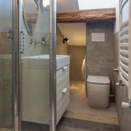 Station - Duomo 15 Min *