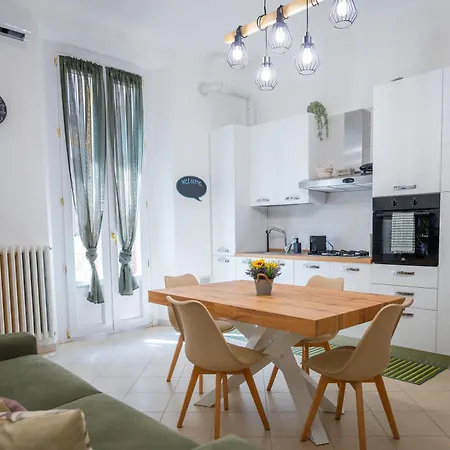 Apartamento Aura House - Duomo - Life & Sempione 7 Min *