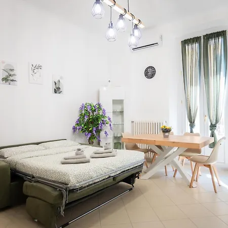 Aura House - Duomo - Life & Sempione 7 Min * 밀라노