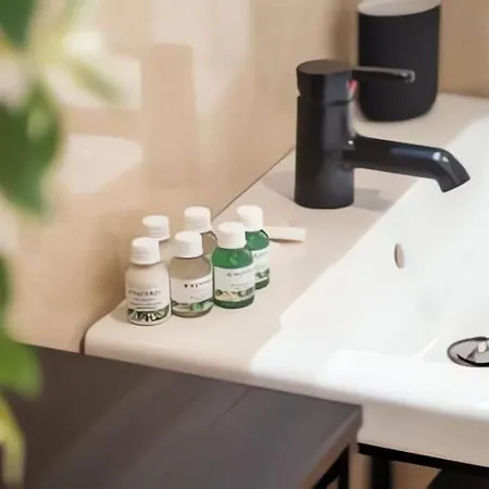 Apple - A 10 Minuti Dal Duomo Di شقة ميلان