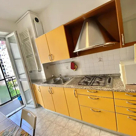 公寓 Beada Home, A Pochi Passi Dal Centro Storico Di E Da Navigli, Con Fermata Metropolitana A Pochi Passi!