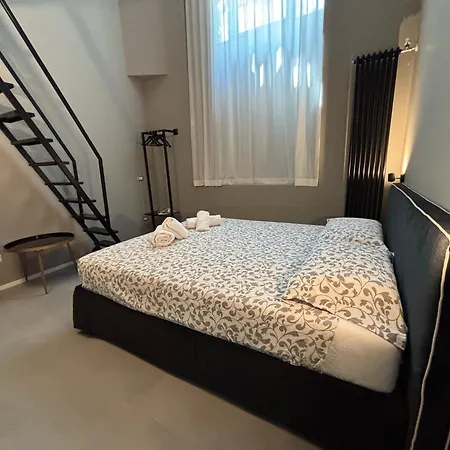 Hozyhome Design Loft In Via Cermenate