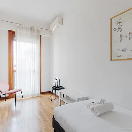 Apartman Pagano - Salutati - Ampio E Luminoso Trilocale Milánó